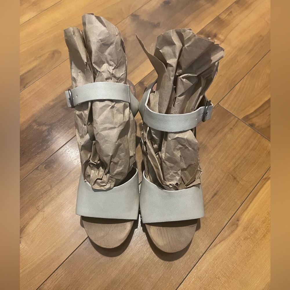 Lucky brand heels
